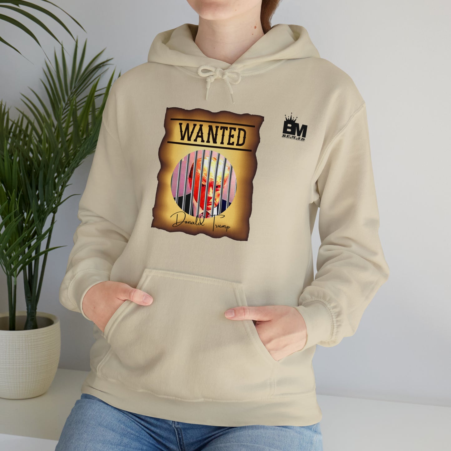 Unisex Heavy Blend™ Hooded Sweatshirt WANTED DONALD TRUMP BEHIND BARS, Color Wanted Poster