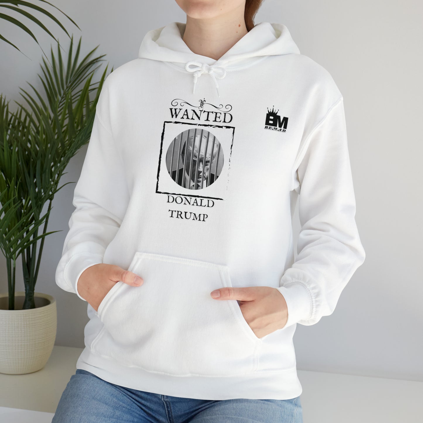 Unisex Heavy Blend™ Hooded Sweatshirt WANTED DONALD TRUMP BEHIND BARS, Black and White